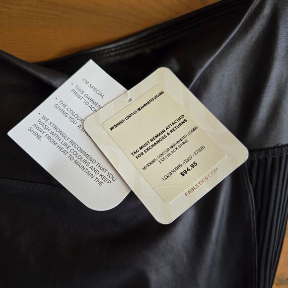 Fabletics Motion365+ Contour High Waisted Legging NWT XS Black Shine Ribbed - Picture 5 of 5